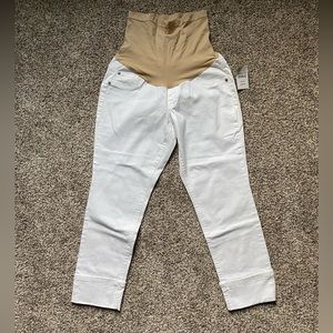 NWT white maternity jean capris